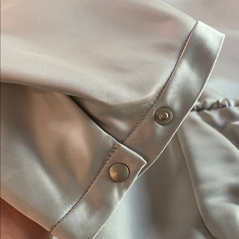 Giorgio Armani | Vintage Cropped Satin Bomber Jacket - Picture 9 of 10